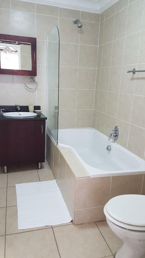 Innes Road Durban Accommodation 2 Bedroom Private Unit Εξωτερικό φωτογραφία